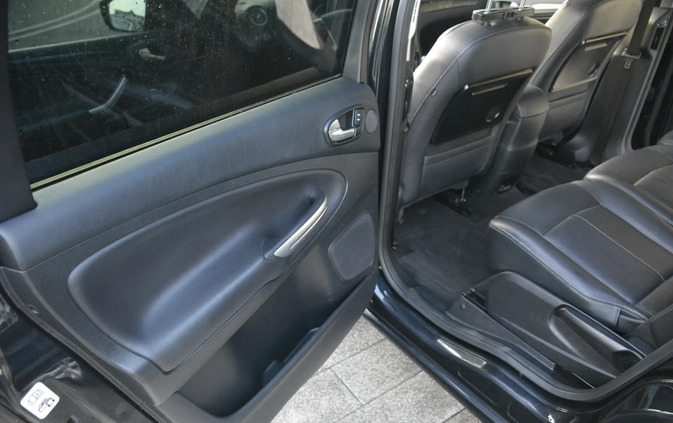 Ford Galaxy cena 34800 przebieg: 250000, rok produkcji 2012 z Płock małe 211